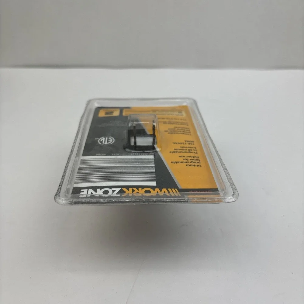 Woods‎ WorkZone 24-Hour Mechanical Timer Programmable for Indoor Use